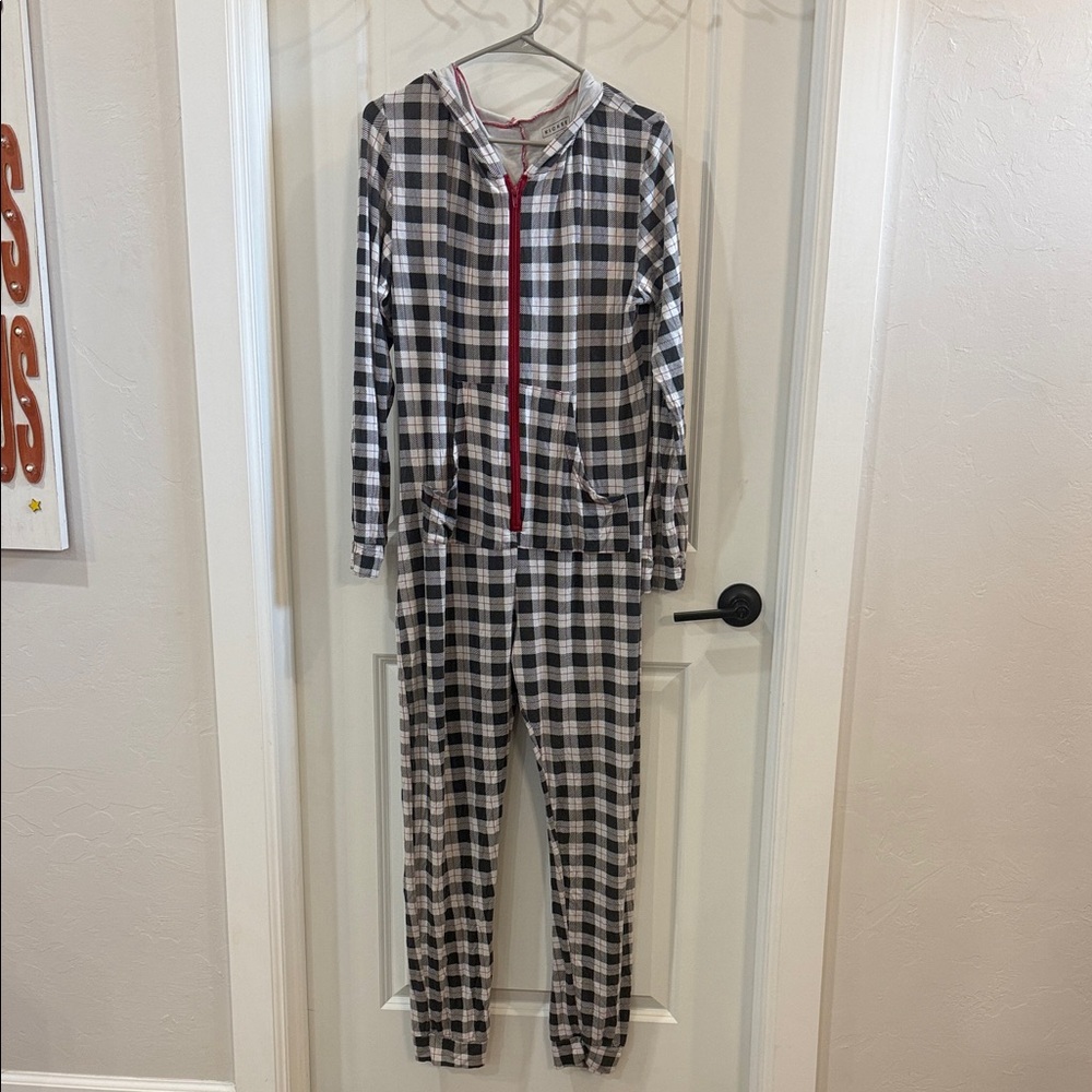 ❄️☃️Kickee Pants Plaid Christmas Jumpsuit🎄🎅🏻